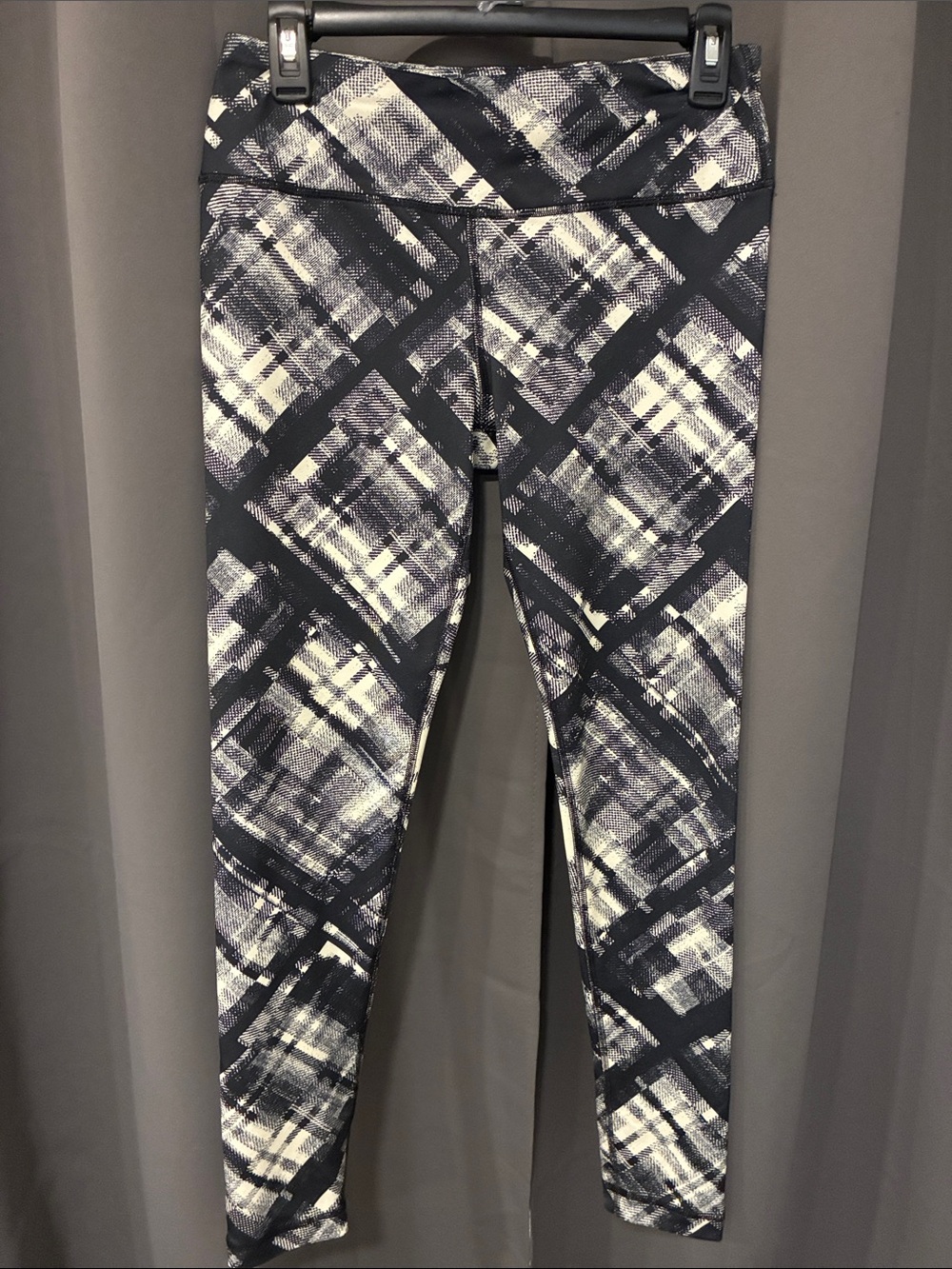 90 Degree By Reflex Navy and White Plaid Active Leggings